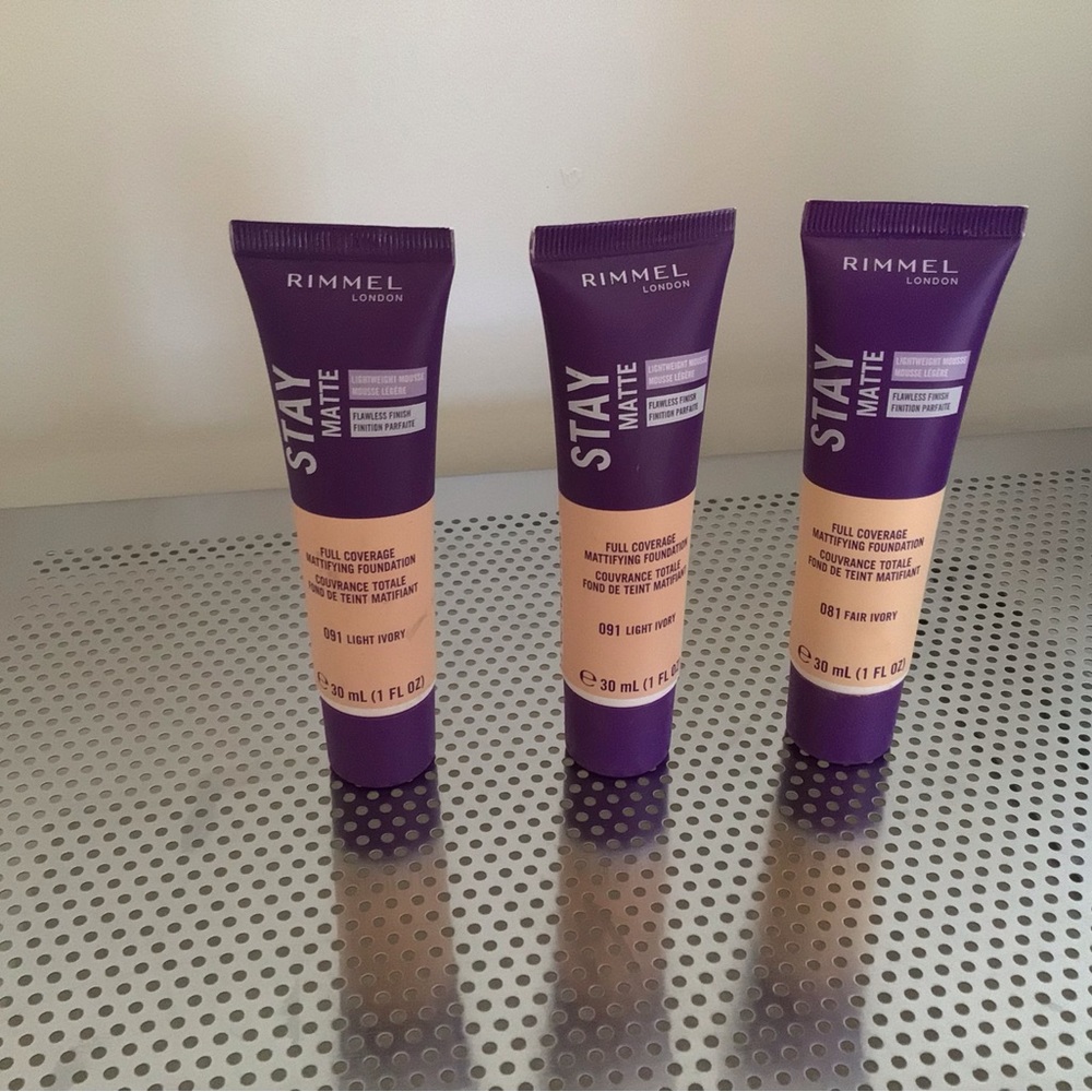 Set of Three Rimmel London Stay Matte Mousse Foundation - Light Ivory Trio